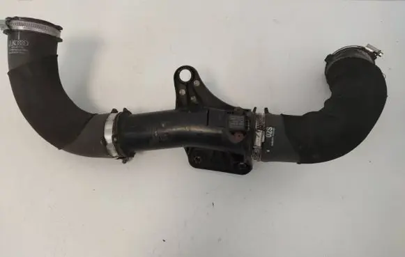 Audi Q5 SQ5 Intercooler hose/pipe 8R0145979E 8R0145993E 8K0145673