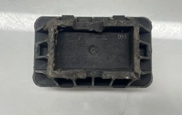 BMW X4 F26 Jacking socket point 7189259