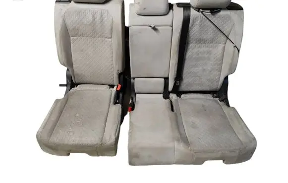 Volkswagen Tiguan Allspace Second row seats 