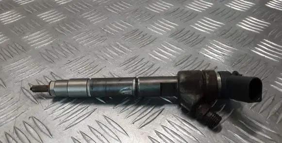 Mercedes-Benz B W245 Fuel injector 0445110167 A6400700787