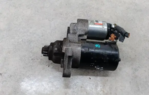 Volkswagen Fox Starter motor SS0103