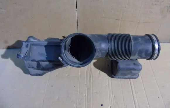 BMW 7 E65 E66 Intercooler hose/pipe 7541079E66