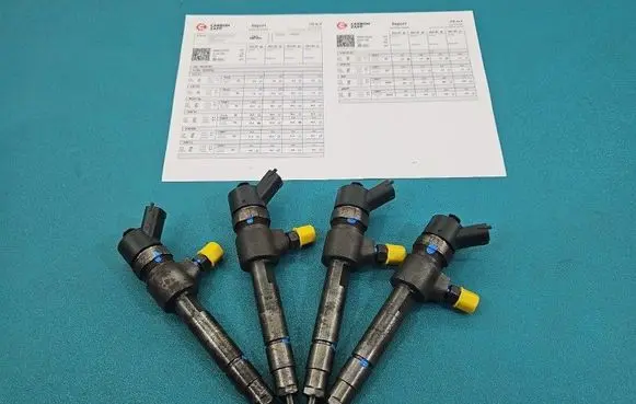 Opel Zafira B Fuel injectors set 0445110276 IMPRK1585491