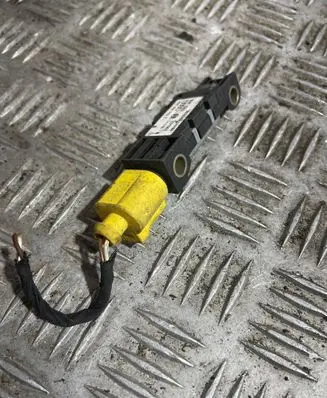 Audi A6 S6 C5 4B Airbag deployment crash/impact sensor 4B0959643C 151001 0231A040HH86