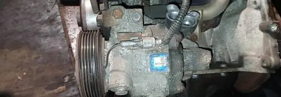 Toyota Aygo AB10 Air conditioning (A/C) compressor (pump) 883100H010F