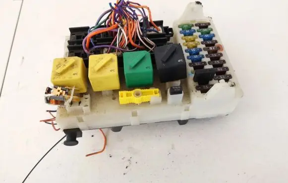 Ford Mondeo MK I Fuse box set 93bg14a073ef 93bg-14a073-ef
