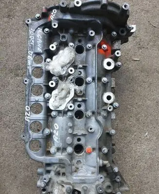 Renault Megane II Engine head 8200521007B
