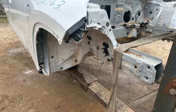 Front quarter panel
