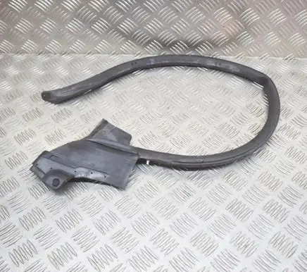 Tesla Model S Rear door rubber seal (on body) 9K071520