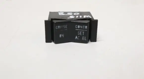 Mercedes-Benz COMPAKT W115 Cruise control switch 03812522