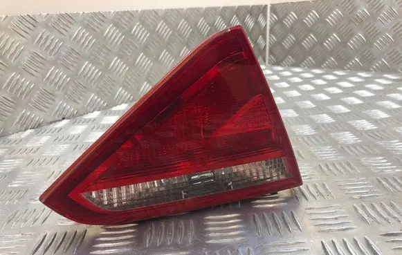 Audi A5 8T 8F Tailgate rear/tail lights 8T0945093