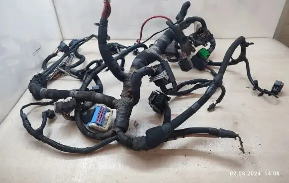 Chrysler Grand Voyager V Engine installation wiring loom P68055303AE