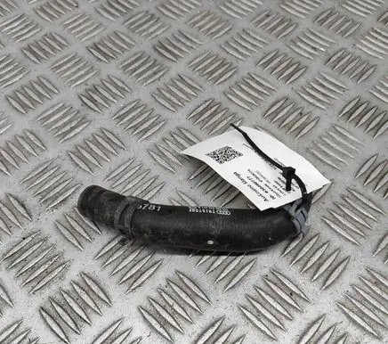 Engine coolant pipe/hose