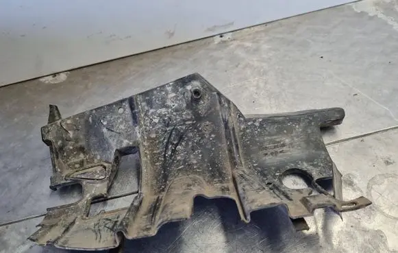 Volkswagen Transporter - Caravelle T5 Other engine bay part 7D0915438