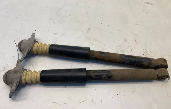 Volkswagen Jetta VI Rear shock absorber/damper 5C0512011AA