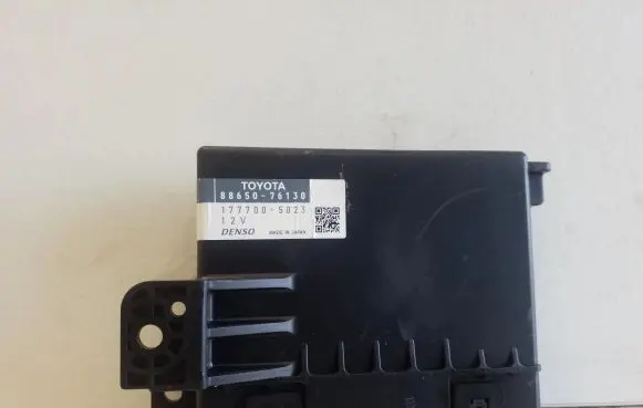 Lexus CT 200H Climate control unit 8865076130 1777005023