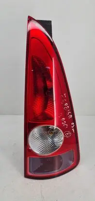 Renault Espace - Grand espace IV Rear/tail lights 8200027152