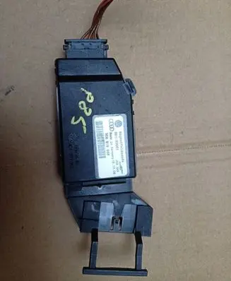 Volkswagen PASSAT CC Tailgate/trunk control unit/module 3C8919965