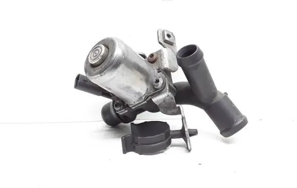 Mercedes-Benz C W204 Coolant heater control valve A6512000231 A6512000031