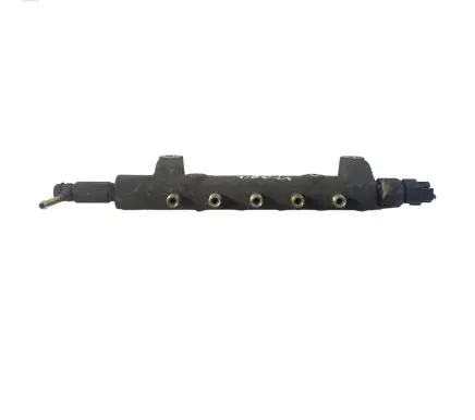 Nissan X-Trail T30 Fuel main line pipe
