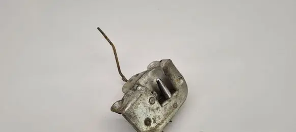 Mercedes-Benz COMPAKT W115 Front door lock
