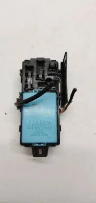 Mitsubishi Pajero Sport I Fuse module Mr409898