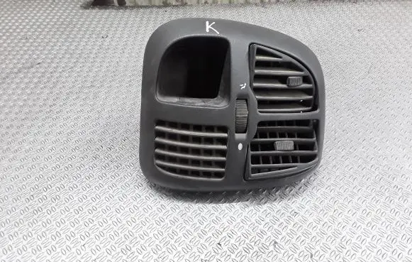 Fiat Ducato Dashboard side air vent grill/cover trim