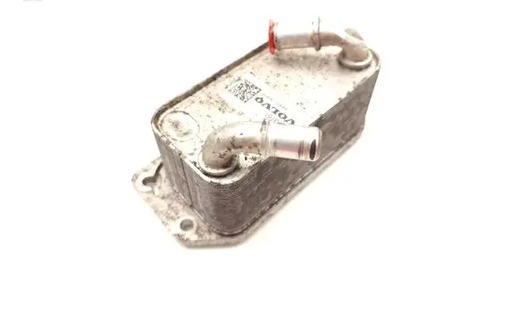 Volvo V60 Engine oil radiator 31293761