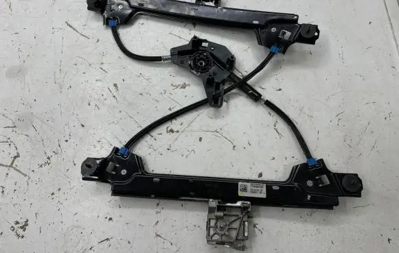 Tesla Model X Rear window lifting mechanism without motor 102882100C A17KN0000500