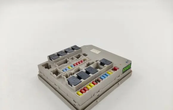 Renault Clio III Other control units/modules 674660B