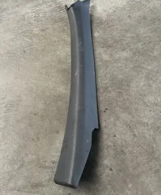 Mercedes-Benz E A207 (A) pillar trim A2076903225 2076903225