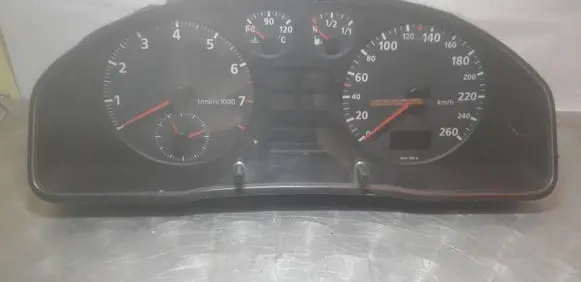 Audi A4 S4 B5 8D Speedometer (instrument cluster) 8D0919034B 110370221079 110008835002