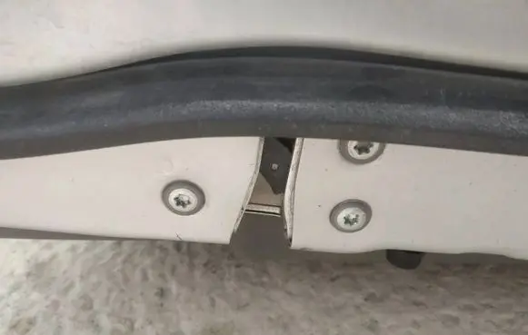 Suzuki SX4 Front door lock