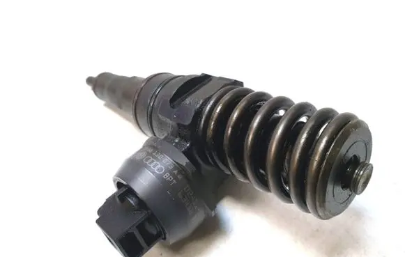 Audi A3 S3 8P Fuel injector 038130073AQ