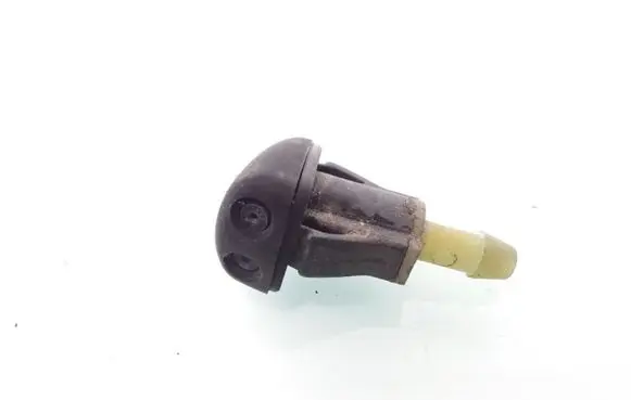 Hyundai Sonata Windshield washer spray nozzle 