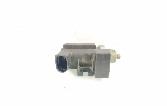 Audi A4 S4 B6 8E 8H Turbo solenoid valve 8E0906627A