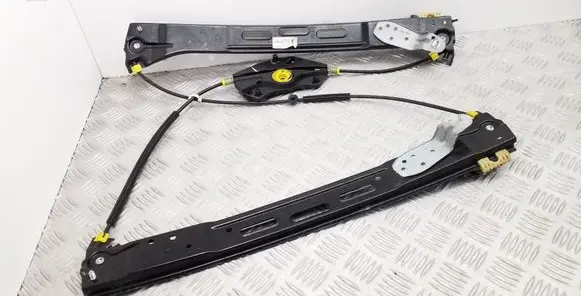 Volkswagen Sharan Front window lifting mechanism without motor 7N0837461J