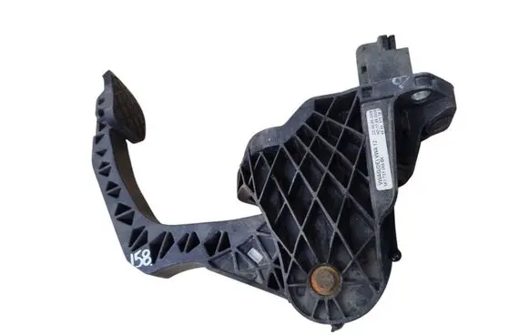 Volkswagen Golf V Clutch pedal 1K1721059BK 1K0721796E
