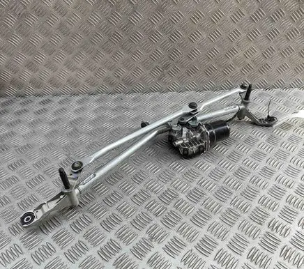 BMW 5 G60 Front wiper linkage and motor 5B33F60 W402732