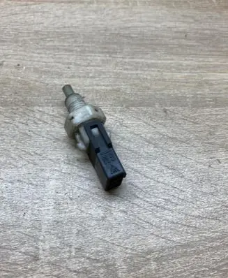 Opel Omega A Brake pedal sensor switch 90059424
