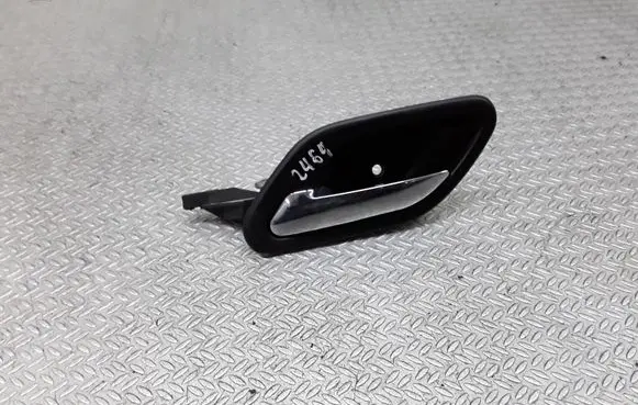 BMW 5 E39 Rear door interior handle 8226049