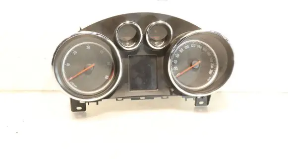 Opel Astra J Clock 