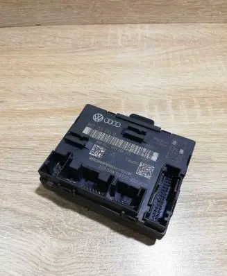Audi A4 S4 B8 8K Door control unit/module 8K0959793B