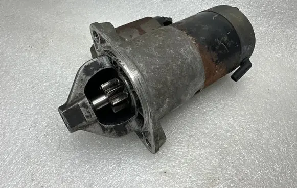 Mitsubishi Eclipse (D21A/D22A/D27A) Starter motor Mit70483 2303