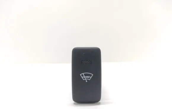 Lexus IS 220D-250-350 Windscreen/window heater switch 15A280