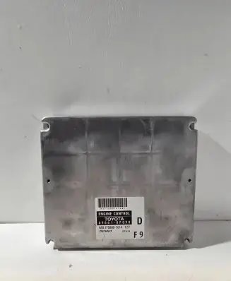 Toyota Corolla Verso AR10 Engine control unit/module 896610F090 MB1758007614 1758007614
