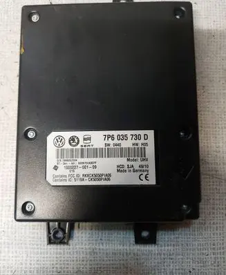 Volkswagen Golf VI Bluetooth control unit module 7P6035730D