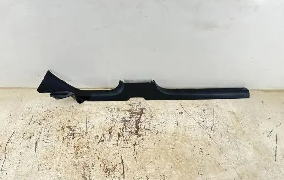 (B) pillar trim (bottom)