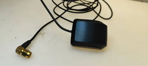 Ford Mondeo MK IV Aerial GPS antenna 157542MHZ