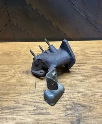 Exhaust manifold